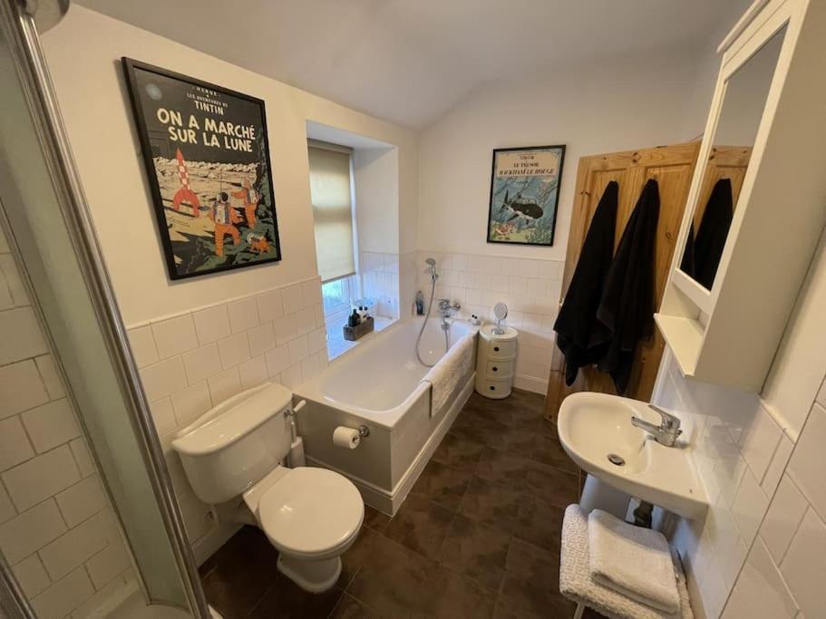 Spacious Two Bedroom Flat In Prestigious Highgate. London Exterior foto